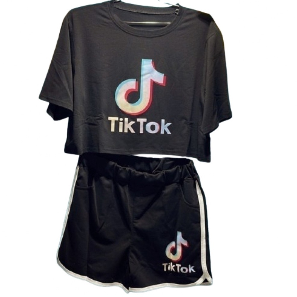 TikTok Logo Cropped Tee Shorts Lounge Set Pockets Large Bonus Tik Tok Stickers - Picture 2 of 16